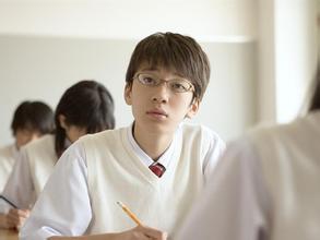 近視手術(shù)別跟風(fēng)，應(yīng)做個性化選擇