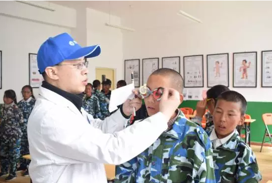 第四季"明眸格?；?quot;拾夢啟航 送光明更送陽光生活