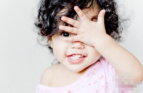 近視的孩子越來越多，罪魁禍首竟然是它！