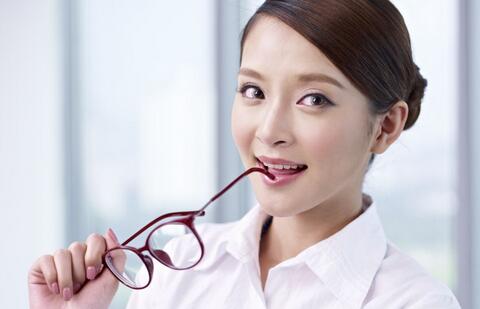 做完近視手術，視力能恢復多少？