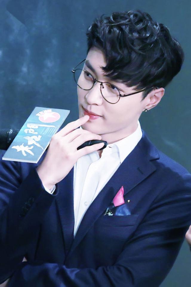 張藝興鹿晗吳亦凡，這樣的他們你一定沒看過！