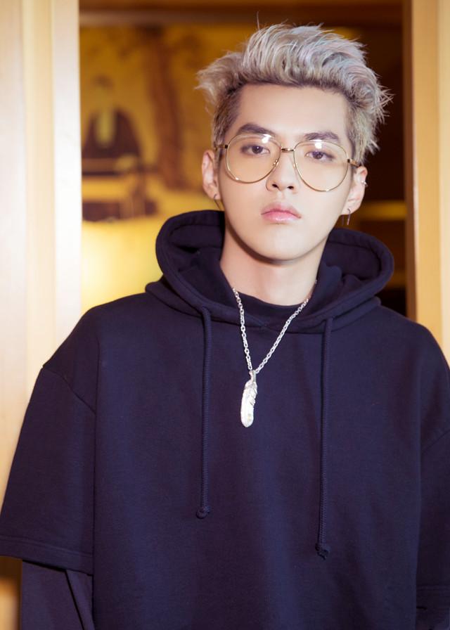 張藝興鹿晗吳亦凡，這樣的他們你一定沒看過！