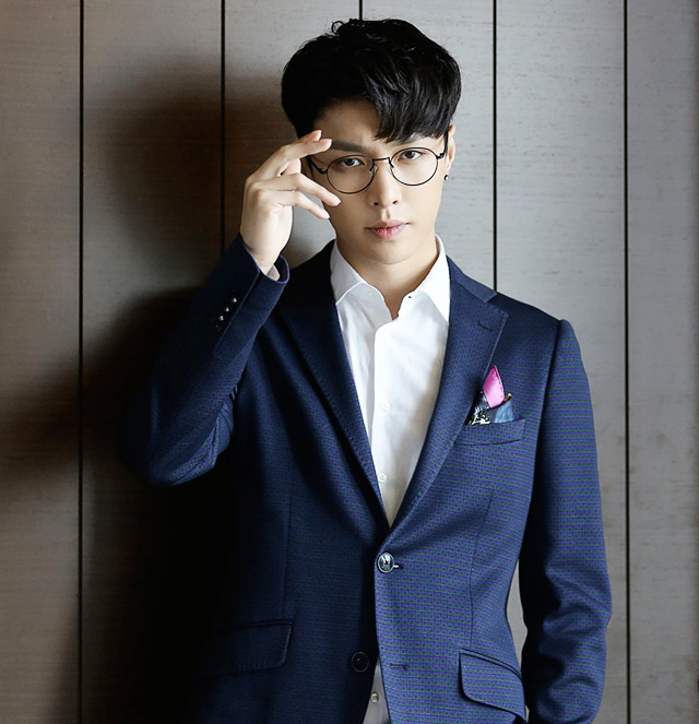 送你7款戴眼鏡但帥爆的“禁欲系”小鮮肉！