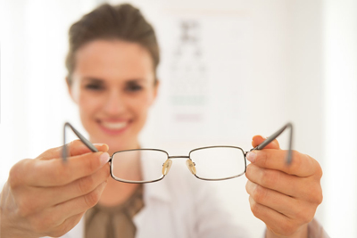 征服世界之前，請先拯救你的近視...